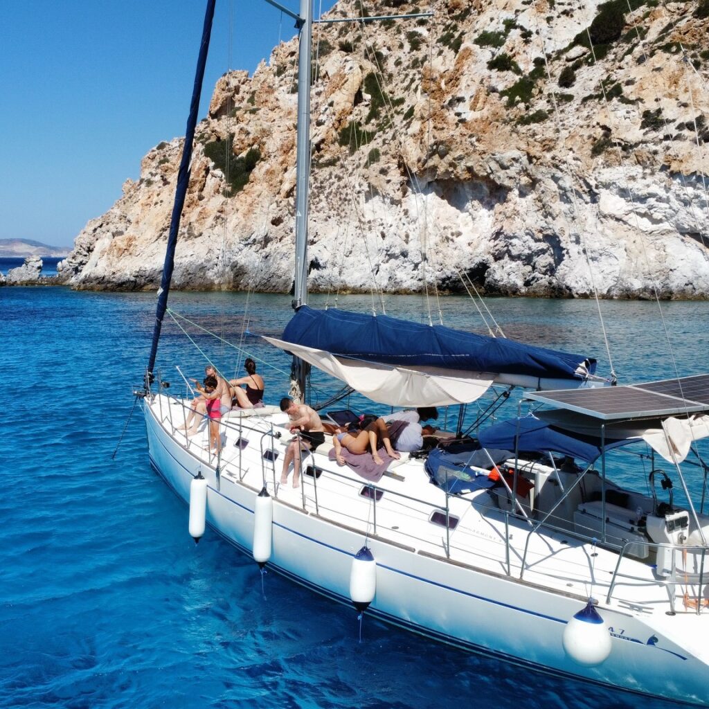 milos boat tour, greece